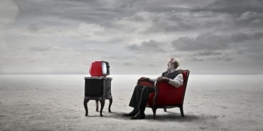 Acı Yalnızlık Hangi Nedenlerle Yaşanır