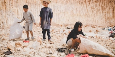 Tek Başına Çocuk Yetiştiren Annelerin Finansal Sorunları